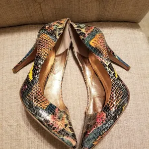 BCBGeneration BG- Cielo size 39/ 9B thumbnail 1