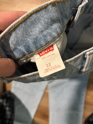 Vintage 1990’s Levi's Light Wash Girls Straight-Leg Jeans thumbnail 4