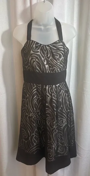 White House Black Market Retro Swirl Halter Dress Cocktail Size 6‎ EUC! 0375 thumbnail 1