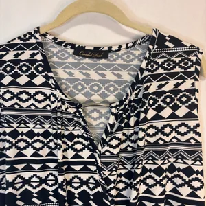 Candid‎ Soul Sleeveless Top Womens M Geometric Tribal Boho Office Southwestern thumbnail 2
