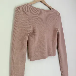 NWT Aeropostale Cropped Keyhole Front Deep V Neck Sweater Pink Tan Size Medium thumbnail 4