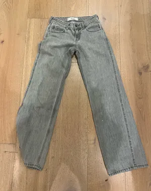 Hollister Low-Rise Jeans thumbnail 1