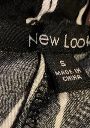 New Look Black And White Striped Flowy Pants thumbnail 3