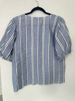 100% Cotton Loft Button Front Top Size L Blue White Striped Short Puff Sleeve Bl thumbnail 5