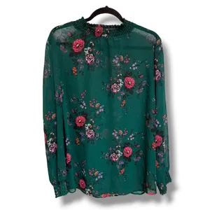 Torrid Green Floral Georgette Smocked Mock Neck Blouse Size 2‎ 2X 18/20 thumbnail 4