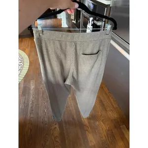 Alo Yoga Muse sweatpants in a neutral ivory‎ color women's medium thumbnail 5
