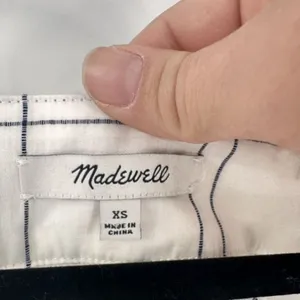 Madewell Embroidered Windowpane Square-Neck Button-Down Top‎ White White Wash XS thumbnail 3