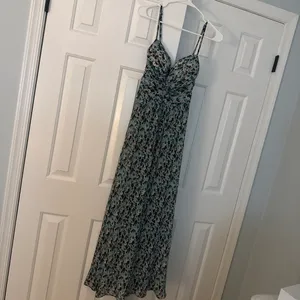 Floral Wedding Guest Dress thumbnail 3