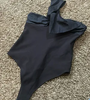 NWT Zara Halter Black Linen Size‎ XS thumbnail 1