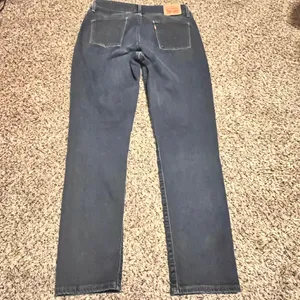Levi's Classic Mid Rise Skinny Jeans Dark Wash Denim‎ Women's Size 10 thumbnail 6