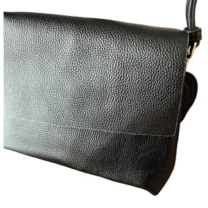 BRAND NEW ~ Small Black Textured Leather ? Cross Body Purse Shoulder Bag thumbnail 6