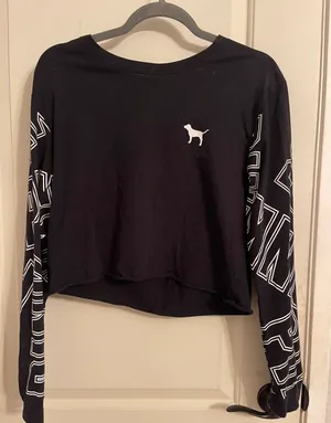 Victoria's Secret PINK Long Sleeve thumbnail 2