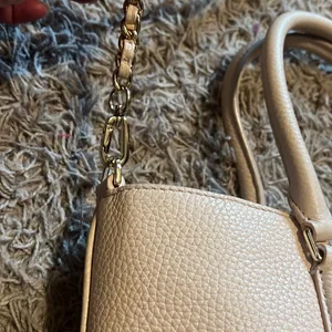 Tory Burch Thea Small Convertible Tote in Sweet Melon thumbnail 5