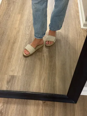 Matisse Pearl Slides thumbnail 3