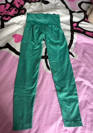NVGTN Contour Leggings thumbnail 2