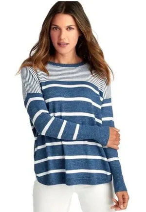 Vineyard Vines Women's Navy and White Striped Sweater‎ small thumbnail 1