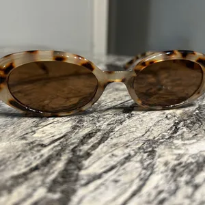 Tortoise Shell Sunglasses Brown thumbnail 5