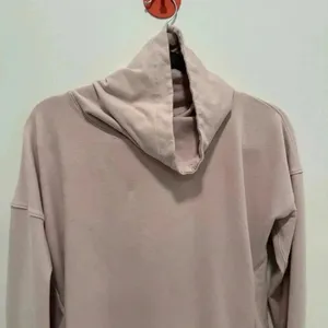 Lululemon Go Forward Blush Pink Pullover‎ Turtleneck Sweatshirt Size 8 thumbnail 4