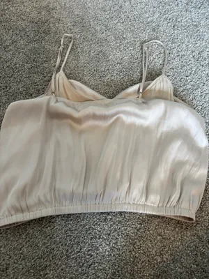 Pants Store Tops Size Medium thumbnail 2