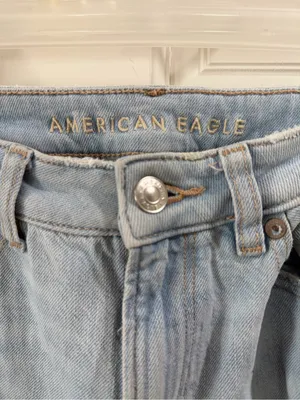 American Eagle Outfitters Light Blue Distressed Ripped Women’s Jeans Size 4 thumbnail 4