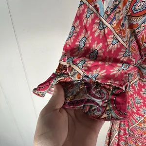 Elings Women’s XL Pink Boho Paisley Print V Neck Mini Dress thumbnail 4
