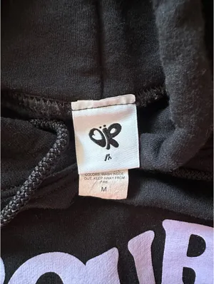 Olivia Rodrigo Sour Tour Hoodie thumbnail 4