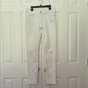 NWOT Levi’s 711 Skinny White Jeans thumbnail 2