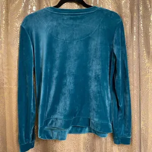Juicy Couture Women’s Small Velour Velvet Teal Rhinestone Pullover Sleepwear Swe thumbnail 2