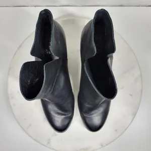 Vince‎ Camuto Helyn Ankle Boots Womens 8.5 Black Soft Leather Pull On Block Heel thumbnail 14