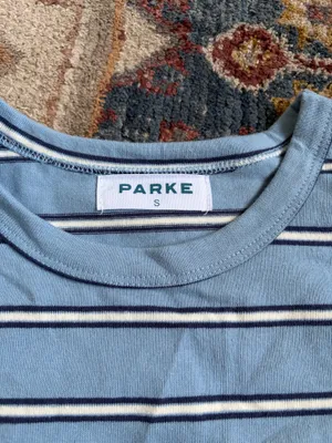 Parke Top  thumbnail 2