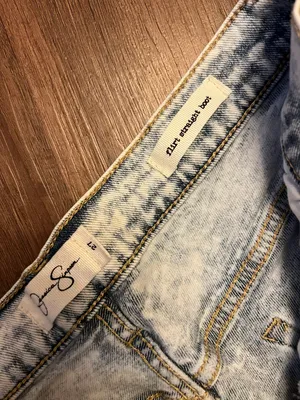 Jessica Simpson Straight Jean thumbnail 2