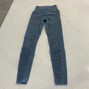 Alo Yoga High-Waist Moto‎ Leggings Size XS thumbnail 4