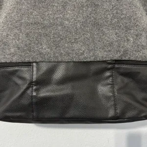 DSW Gray Textured Felt Weekender Tote‎ Travel Bag With Compartment 18x16x7 in thumbnail 5