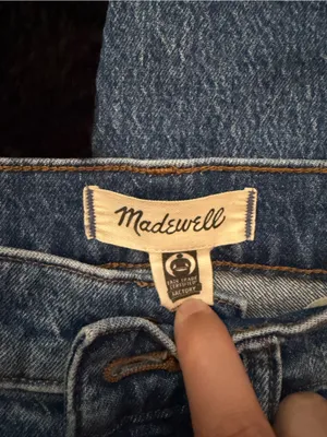 Madewell Vintage-Style Mid Wash Crop Jeans thumbnail 5