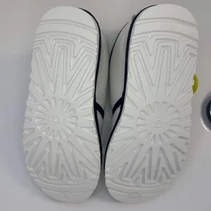 UGG Neumel Chukka Boot Men 9 White Leather 1133777 UGGplush Black Accents Ankle thumbnail 5