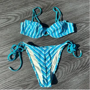 Triangl Bikini thumbnail 3