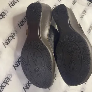 Canyon River Blues Brown Leather Slip on Clogs Womens Size 9M Comfort Mule Shoes thumbnail 7