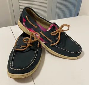 Sperry women’s blue shoes with pink plaid —‎ size 9.5 thumbnail 1