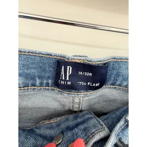 GAP 70s Flare Jeans Light Wash High Rise Stretch Denim 14/32R Casual Clean Girl thumbnail 6