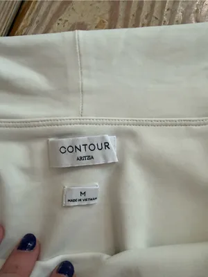 Aritzia Contour off shoulder long sleeve white bodysuit size m thumbnail 3