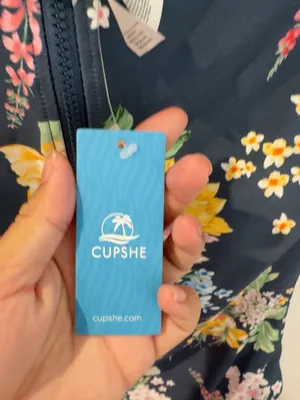 CUPSHE Floral One Piece Swimsuit Medium Zip Front Short Sleeve NWT thumbnail 3