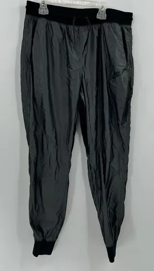 Nike Woven T2 Training Joggers Women M Gray Mesh Lined Tapered Track Pants thumbnail 1