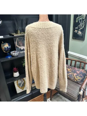 Aerie Teddy V-Neck Bouclé Sweater – Size Large – Cozy Texture & Relaxed Fit thumbnail 8