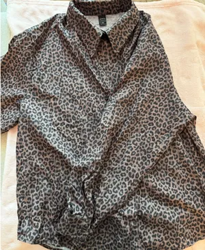 Shein Long Sleeve Button-Up Top thumbnail 1