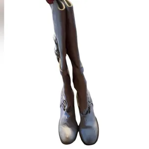 Mia Limited Edition Dirty White Knee Boots Size 9 M thumbnail 3