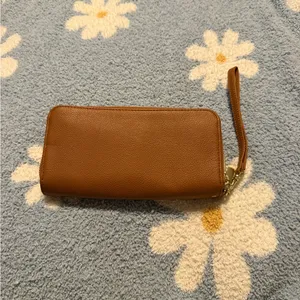 Brown Wristlet Wallet thumbnail 2