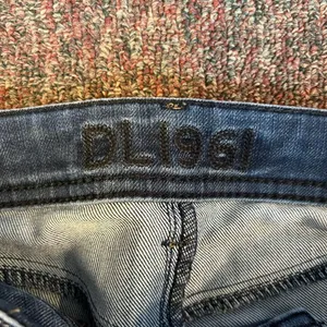 ‎DL1961 jeans 28 thumbnail 8