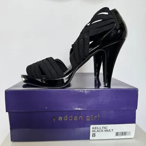 Madden Girl Kelltic Black Strappy Platform Heels 2010 Size 8 thumbnail 4