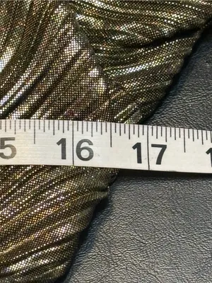 Lulu's Metallic Gold Plisse Long Sleeve Backless Romper size Small NWT thumbnail 13