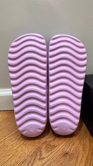 Guaranteed Authentic adidas Adilette Lumia Slides in Bliss Lilac Women:10 Men:9 thumbnail 8